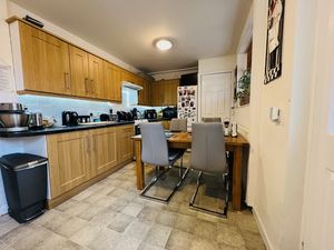 Photo 15- click for photo gallery